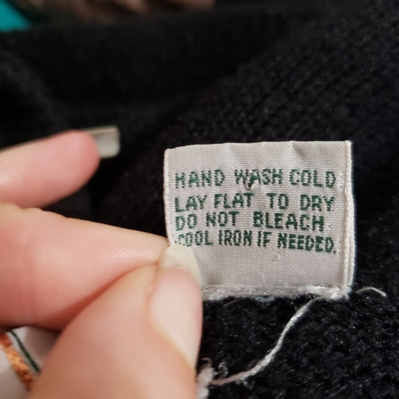 Aphrodite size Large vintage sweater - Picture 8 of 8